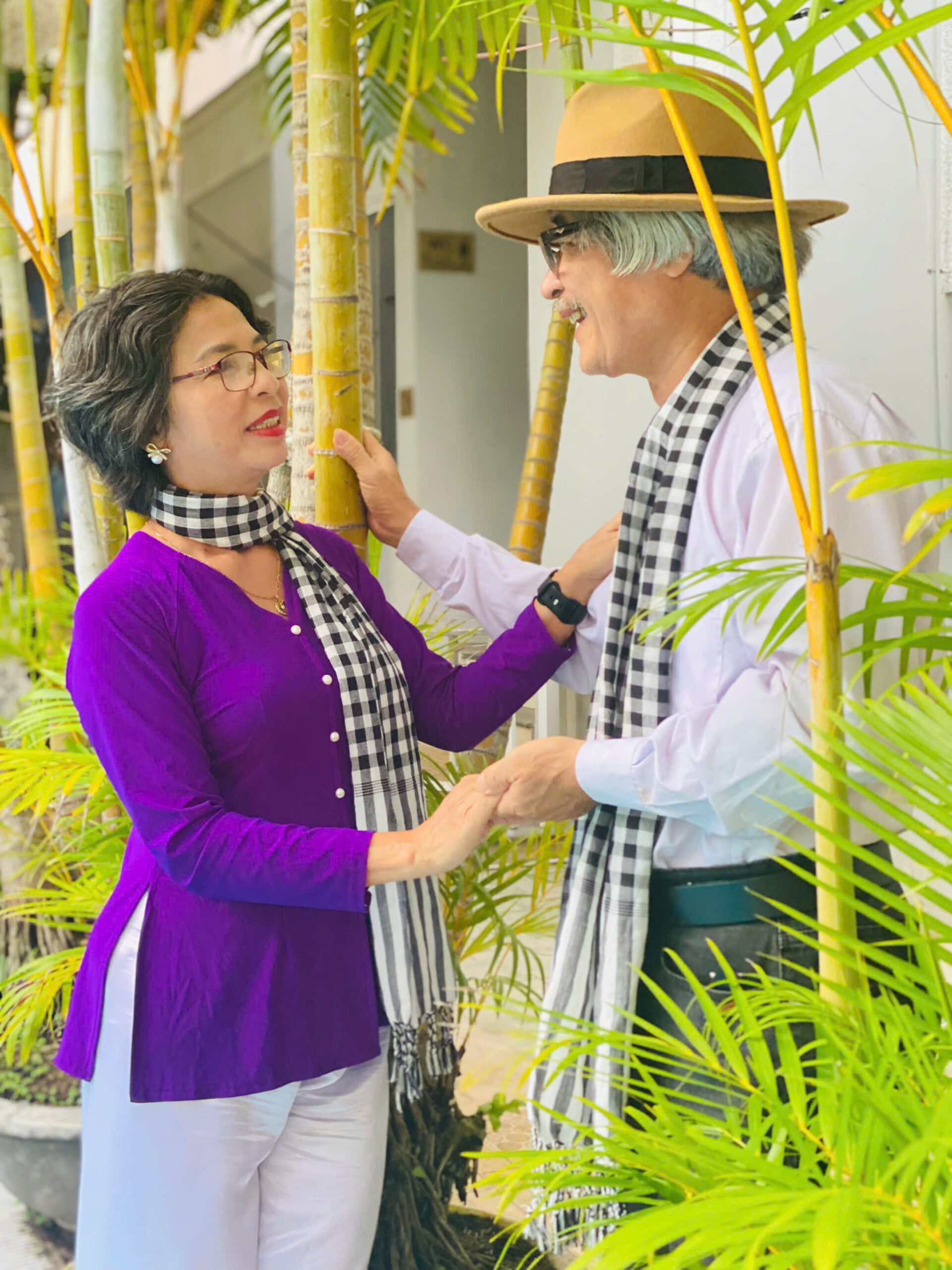 LỬA TRẠI CÒN ẤM MÃI - UNESCO Văn Chương Việt Nam